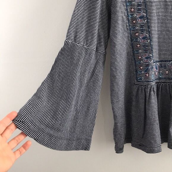 LOFT embroidered peasant blouse - Picture 8 of 13